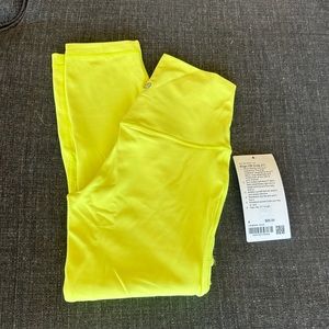 NET: Lululemon Align HR Crop 21”
